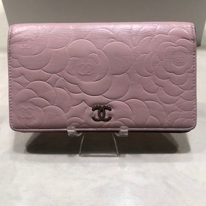 CHANEL Camellia Bi-Fold Long Wallet Pale Pink Silver Hardware